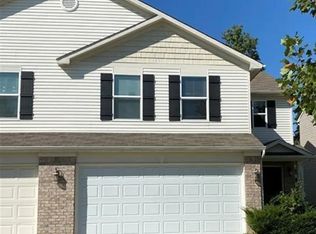 1220 Topp Creek Dr, Indianapolis, IN 46214