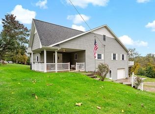 114 Snee Dr, Clairton, PA 15025