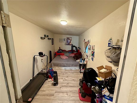 5th image of 15571 N Edgemont Rd