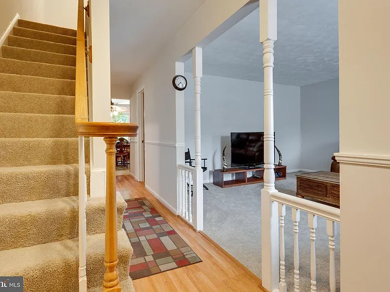 9427 Cherwek Dr — Photo 11