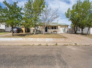 1301 Cooley Dr, Borger, TX 79007