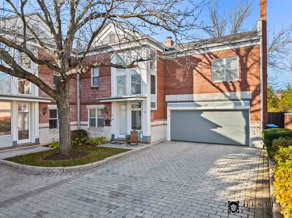 6 Eaton Ct, Elmhurst, IL 60126