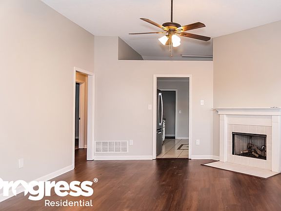 2nd image of 1606 Central Trails Dr