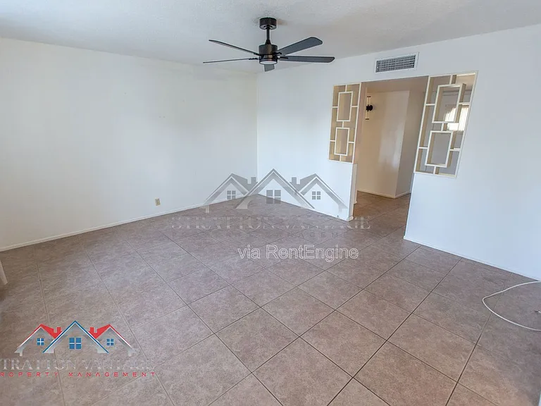 5706 E Des Moines St — Photo 13