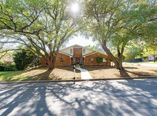 6800 Welch Ave, Fort Worth, TX 76133