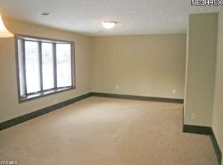 721 Alameda Ave, Sheffield Lake, OH 44054