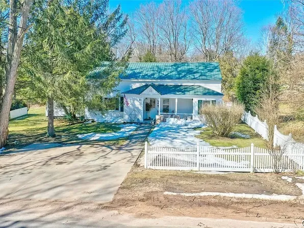 85 Center St, Cleveland, NY 13042