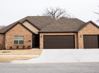 1796 S. Harding Pl, Fayetteville, AR 72701