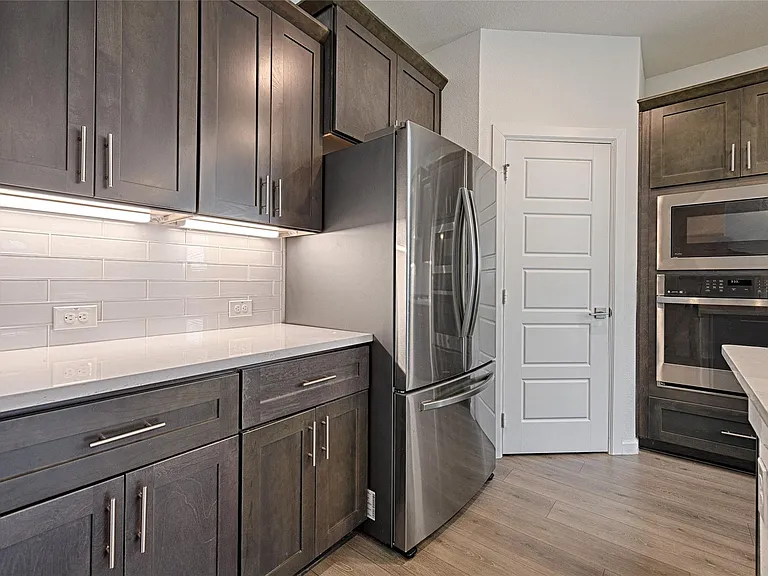 3511 Clara Dr — Photo 7