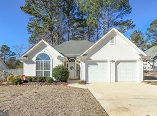 302 Preston Chase Dr, Peachtree City, GA 30269