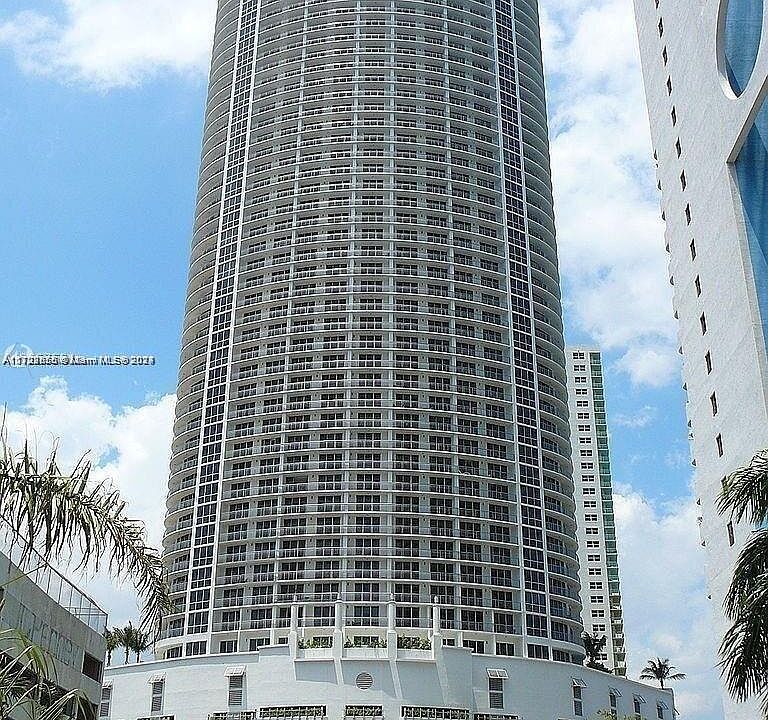 1st image of 1750 N Bayshore Dr #37120