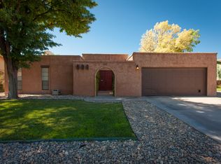 810 Broken Arrow Rd, Roswell, NM 88201