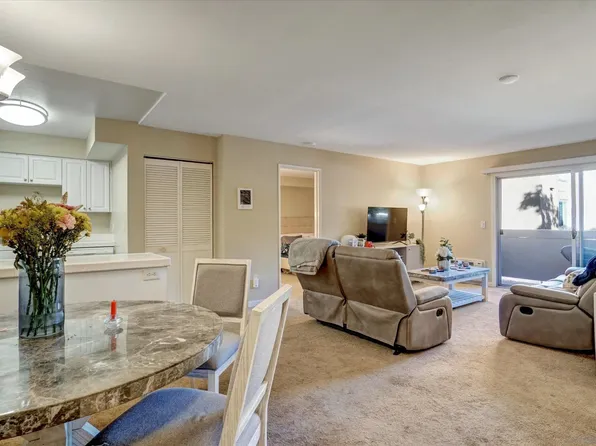 6955 Alvarado Rd Unit 61, San Diego, CA 92120