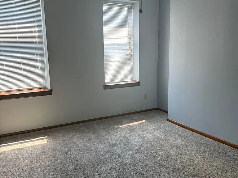 240 Carrington St — Photo 7