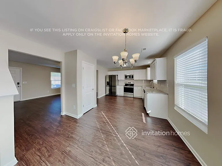 1357 Steven Dr — Photo 11