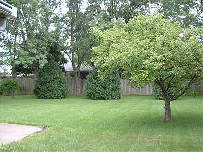 5th image of 5125 Seville Dr
