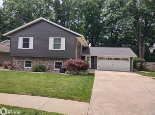 27 29th Pl, Fort Madison, IA 52627