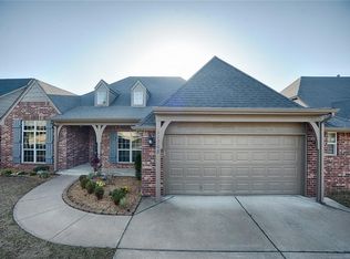11708 S Umber St, Jenks, OK 74037