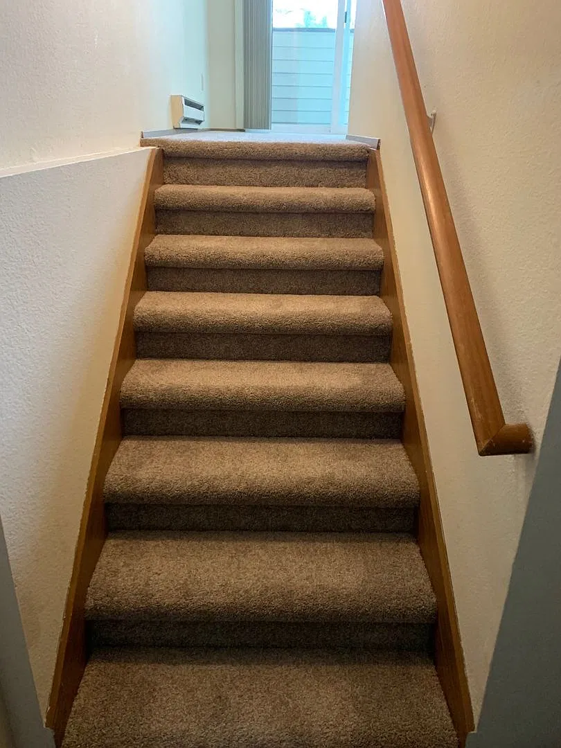 Beautiful 3-Bedroom, 2-Bathroom Condo in Prime Shoreline Location — Photo 4