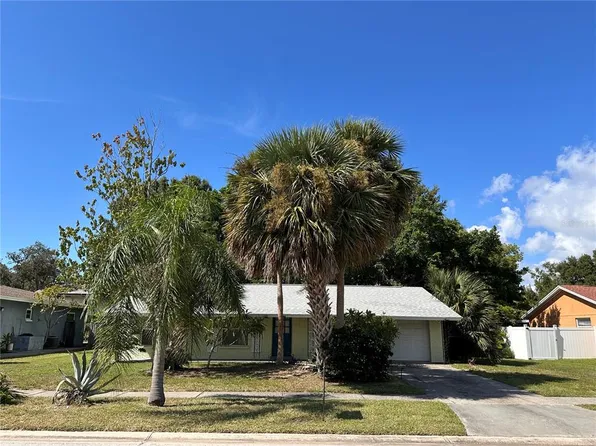 1424 Castleworks Ln, Tarpon Springs, FL 34689