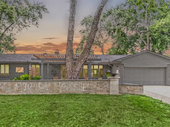 5780 Southward Ave, Waterford, MI 48329