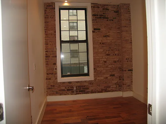 Rented by Rapid Realty Cobble Hill | media 15