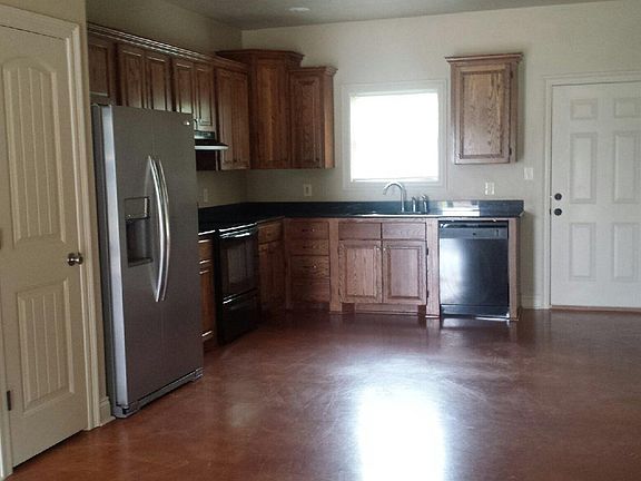 2nd image of 601 Ginger Ln #A