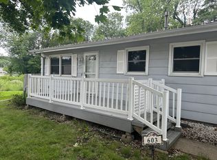 603 S Linden St, Normal, IL 61761