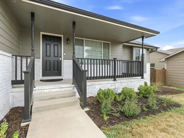 6941 N Wendell Cir, Wichita, KS 67219
