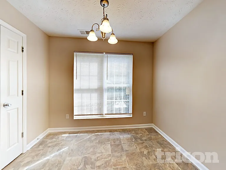 3512 Waldrop Trl — Photo 6