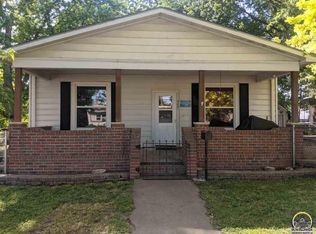 205 S 6th St, Saint Marys, KS 66536