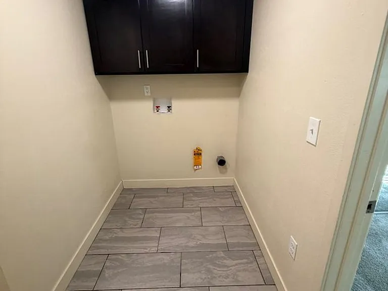 3839 Woodlawn Ave — Photo 62
