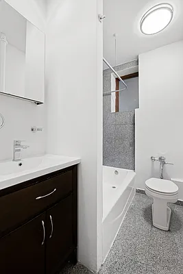 Rented by J PRESTON AND ASSOCIATES INC | media 20