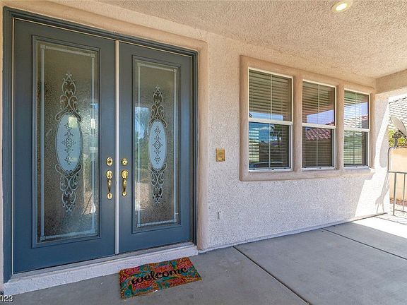 4th image of 10492 Haywood Dr
