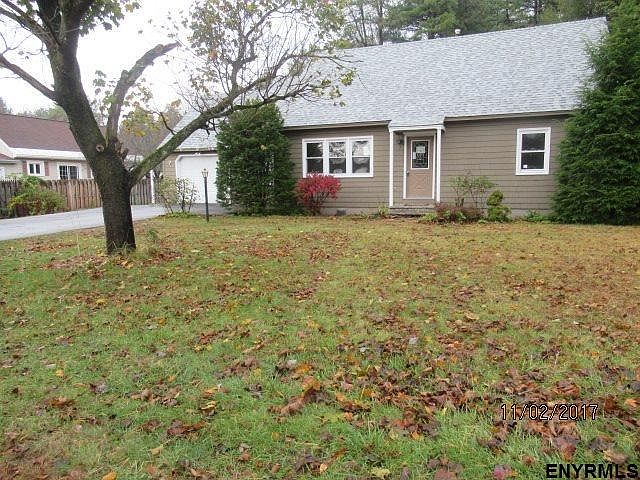 1st image of 7 Haven Ln