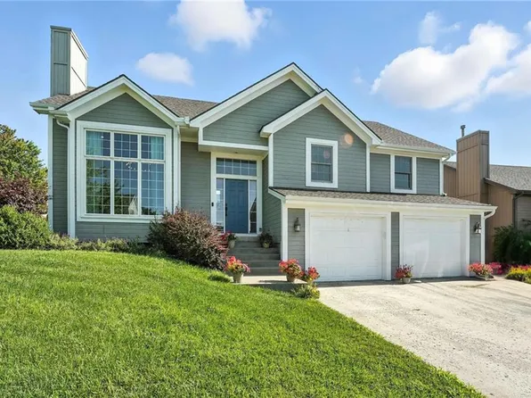 1313 Pleasant Hill Dr, Platte City, MO 64079