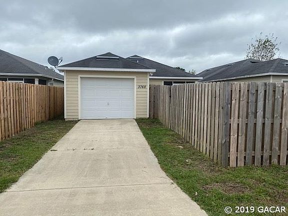 2nd image of 3768 NW 26th St