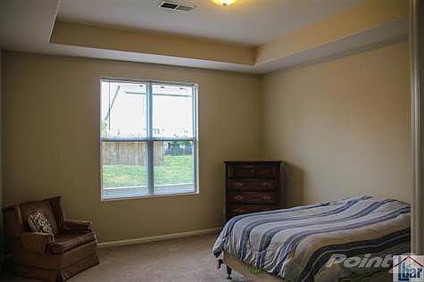 5th image of 729 Whispering Brook Trce