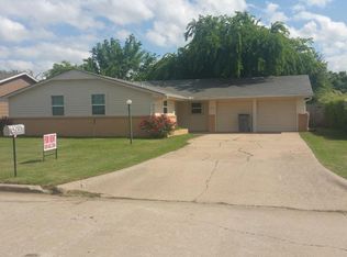 4209 SE Avondale Ln, Lawton, OK 73501