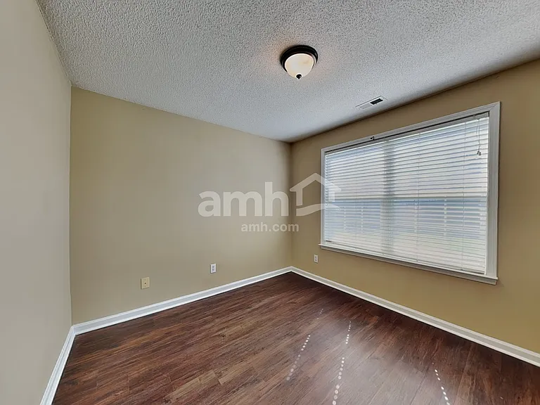 706 Bellmeade Bay Dr — Photo 13