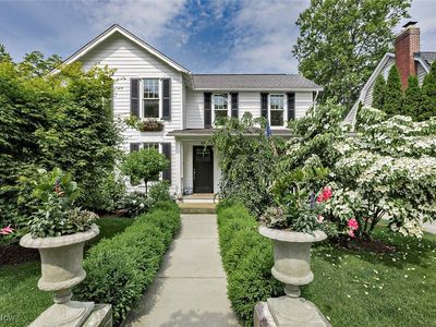 100 Church St, Chagrin Falls, OH, 44022