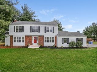 2 Pierce Ct, Flemington, NJ 08822