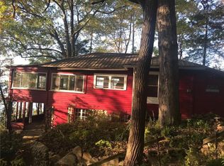 7621 Lake Bluff Rd, Wolcott, NY 14590