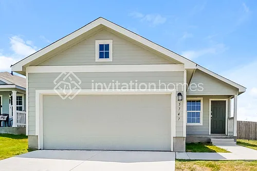 5747 Leon Pl Photo 1