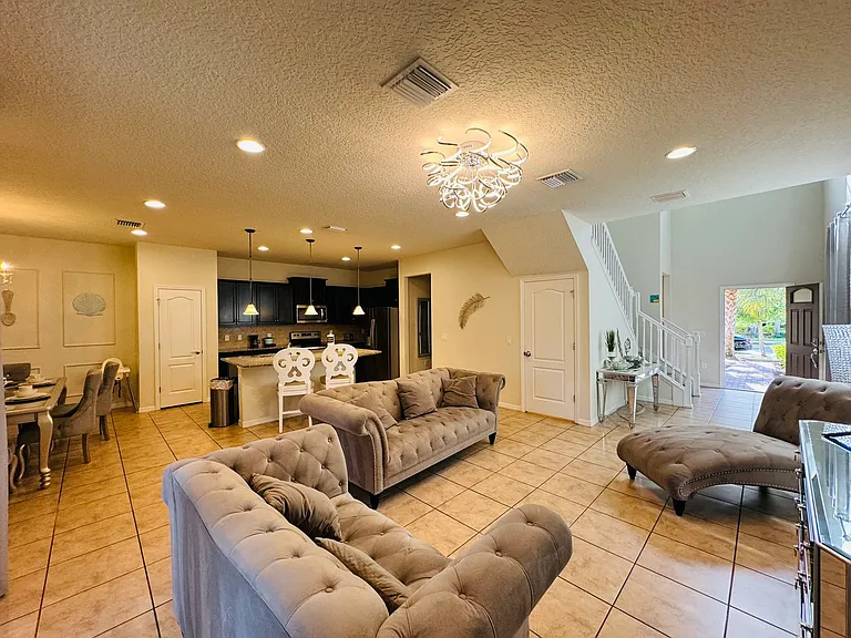1509 Mumbai Way — Photo 5