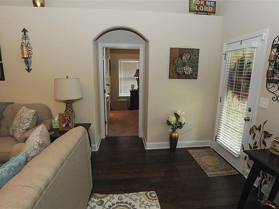 5th image of 7424 S Catawba Cir NW