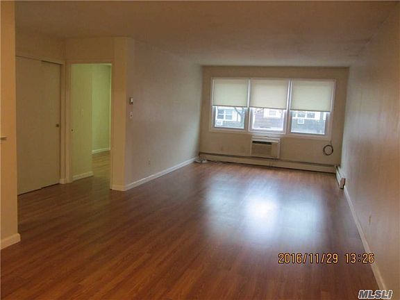 3rd image of 24036 68th Ave