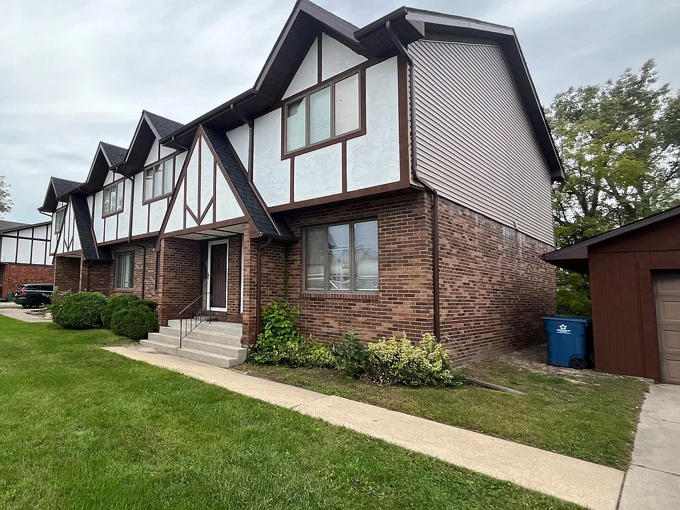 813 Wellington Dr