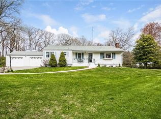 173 E Village Rd, Shelton, CT 06484