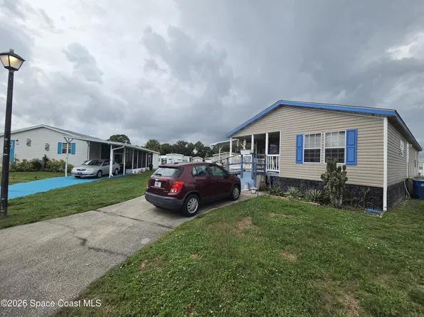 274 Charm Ct NE, Palm Bay, FL 32907